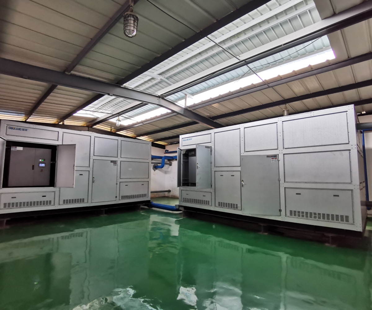 空調(diào)冰水機組